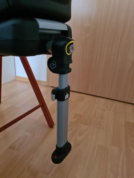 Autosedačka maxi cosi cabriofix + isofix základňa, maxi cosi