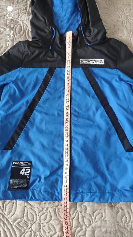 Bunda do dažďa a vetra, reserved,104