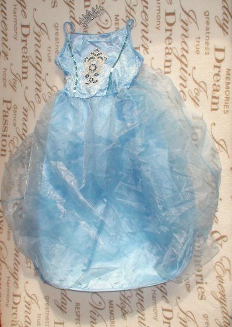 - princezná (frozen) luxusné šaty veľ.128,