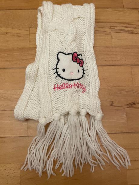 Čiapka + šál, c&a,110