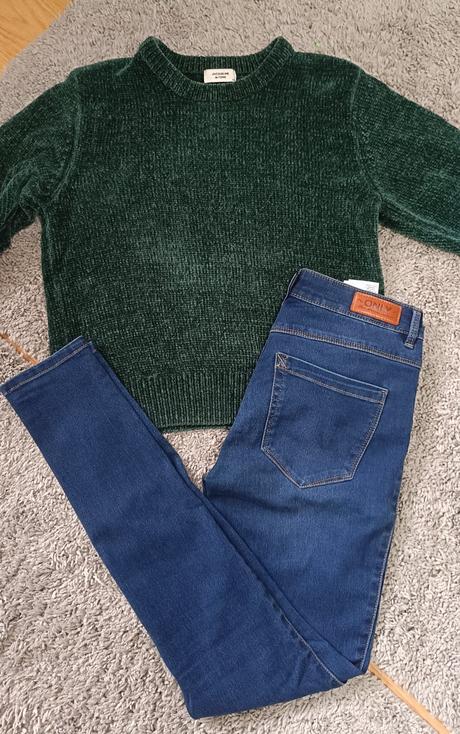 Rifle only  xs-s + sveter zelený xs, xs