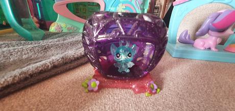 Little pet shop,