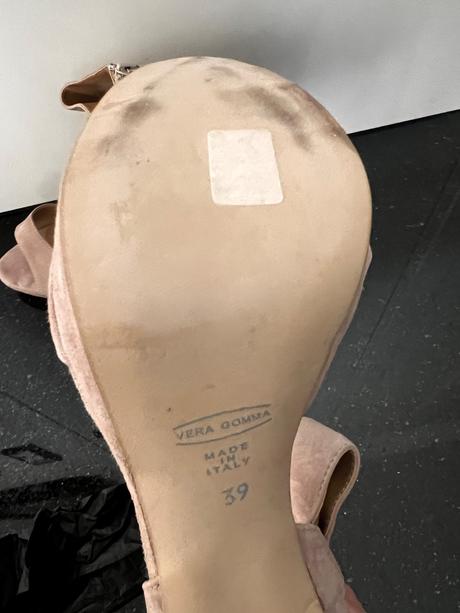 Sartoria leoni sandálky vel.39, 39
