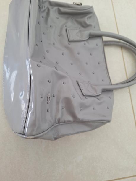 Predam damske kabelky, 