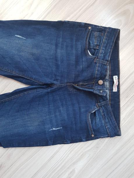 Tmavomodré rifle, c&a,l