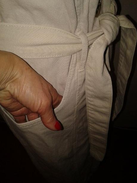 1x oblečené krémové rifľové šaty reserved 38, reserved,38