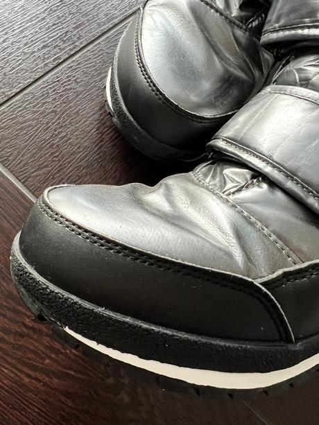 Snehule, tommy hilfiger,38