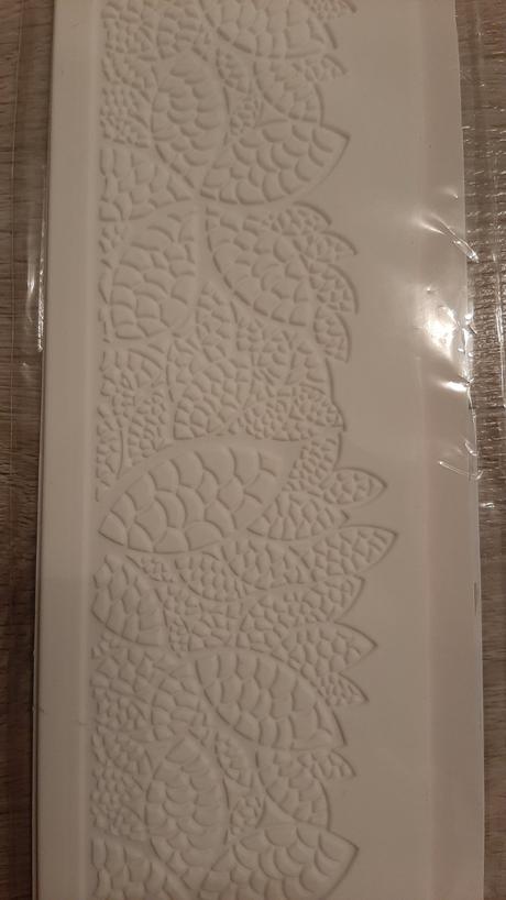 Forma na jedlu krajku, 