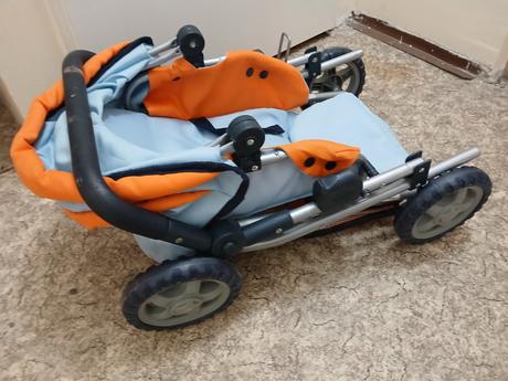 Kočík/kočiar pre bábiky, 