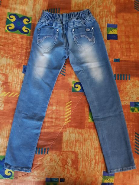 Dievčenské rifličky, 128