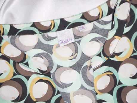 Kvalitná blúzka liberty, 52