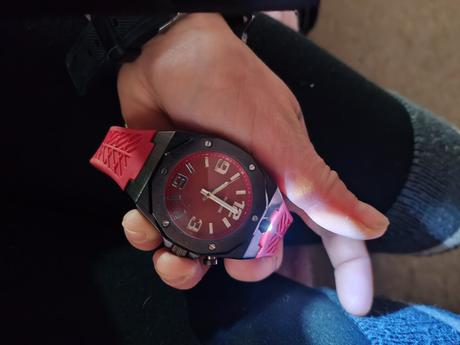 Pánske nové hodinky, paris hilton