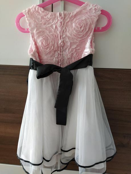 Nádherné šaty, 110