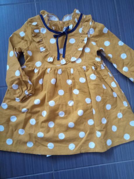 Horčicove šaty, 104