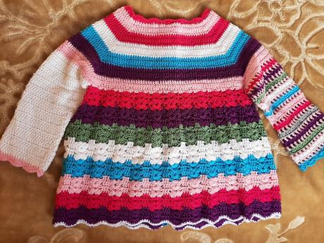 Handmade nádherný svetrík 92, 92