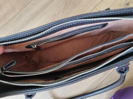 Kožená čierna kabelka guzini, 