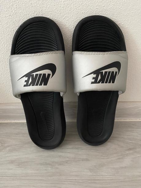 Šľapky nike 40,5, nike,40