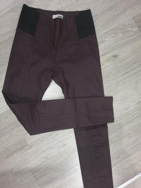 Leginy, 40