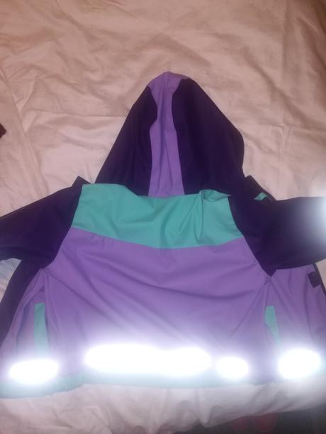 Nepremokava bundicka, 116