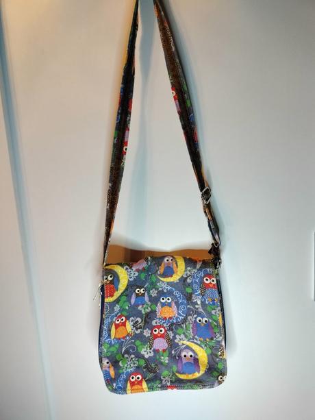 Kabelka so sovičkou,
