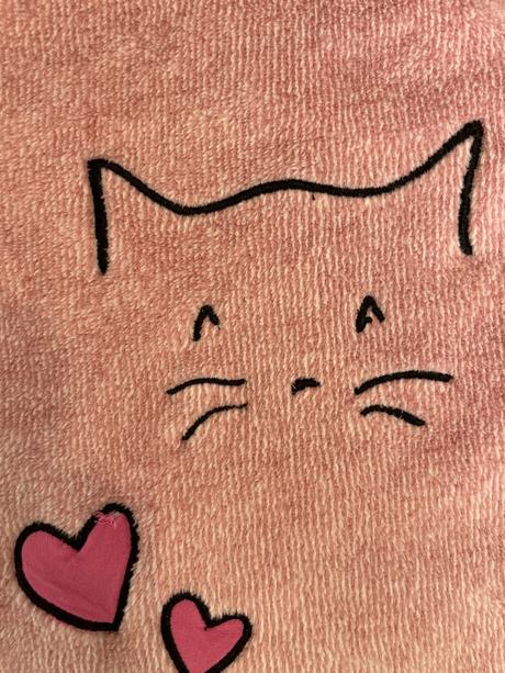 Chlpatá mikinka, 104