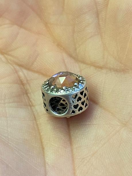 Pandora trblietave koralky, pandora