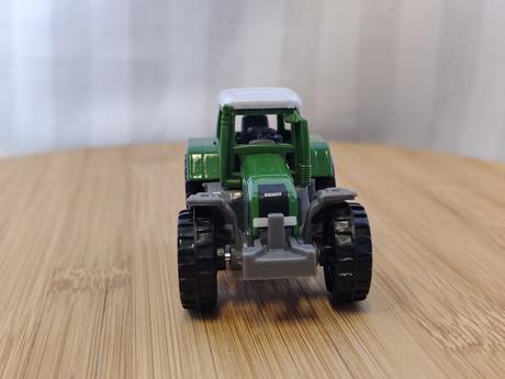 Traktor siku 0858, fendt favorit 926 vario, 1/87,