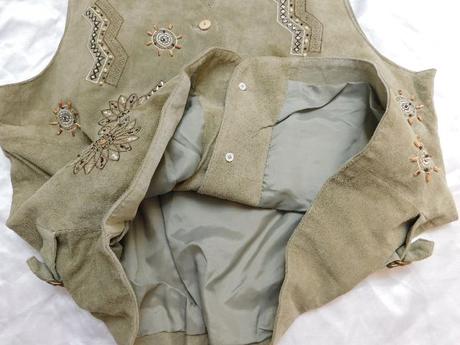 Semišova vesta ku kroju, 40