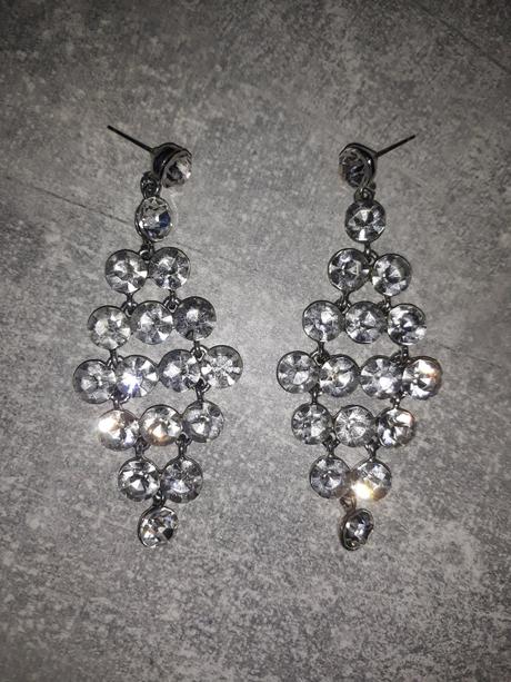 Spoločenské visiace náušnice,