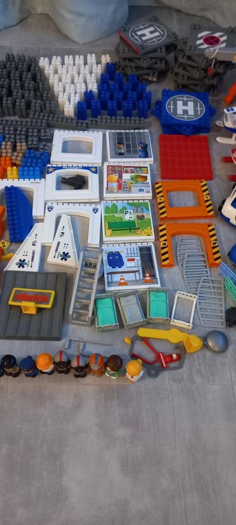 Stavebnice abrick - nemocnica,policajti,záchranári,