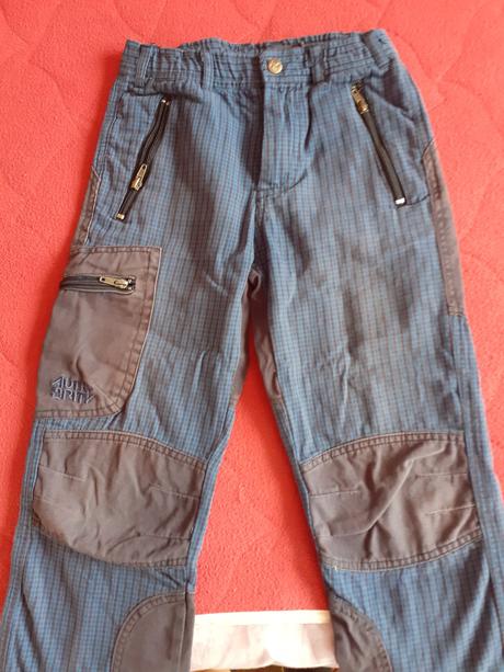 Nohavice, authority,116