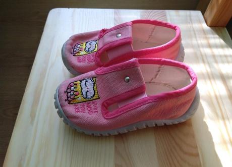 Predám detské papučky veľkosť 22, 22