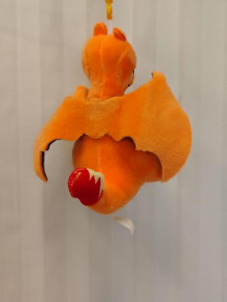 Plyšový prívesok pokémon charizard krídla plameň, 