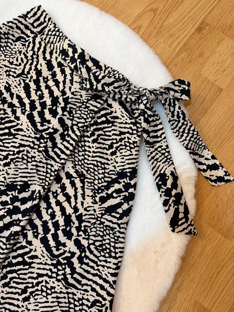 Luxusná čierno-béžová sukňa orsay, orsay,xs