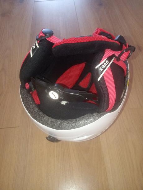 Uvex lyžiarska prilba, uvex