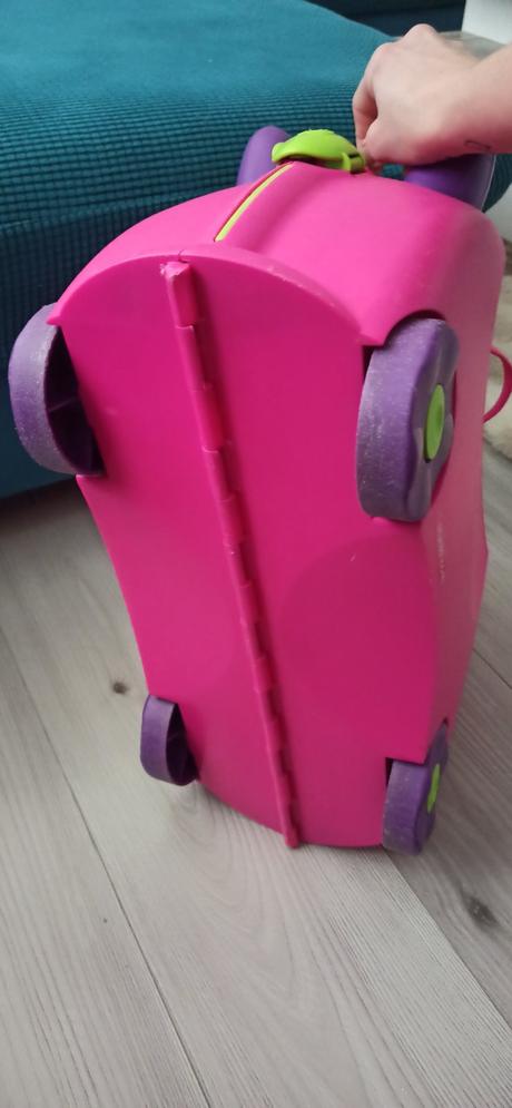 Cestovný kufor trunki, trunki