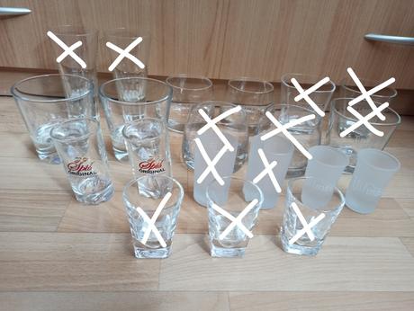 Poldecaky a poháre na alkohol,