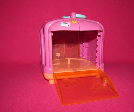 Hasbro furreal furry frenzies prenosný domček, 