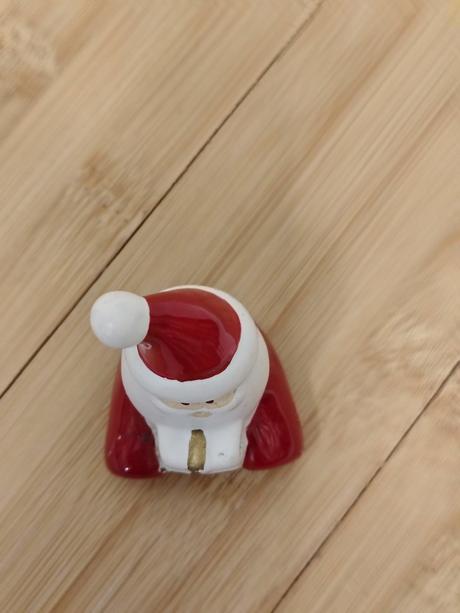 Zberateľ retro keramická figúrka santa na darčeku, 