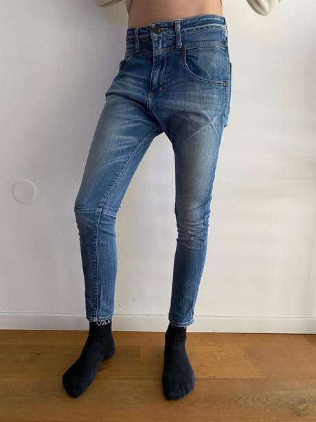 Rifle please, pleas,26