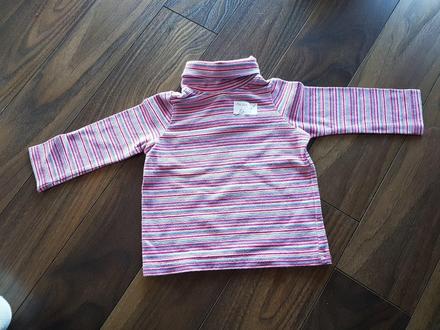 Krasne pasikove rolacikove tričko, 74