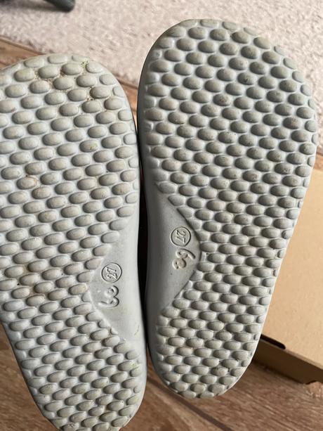 Kozene topanocky, be lenka,27