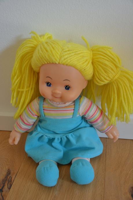 Naozajstná bábika...,