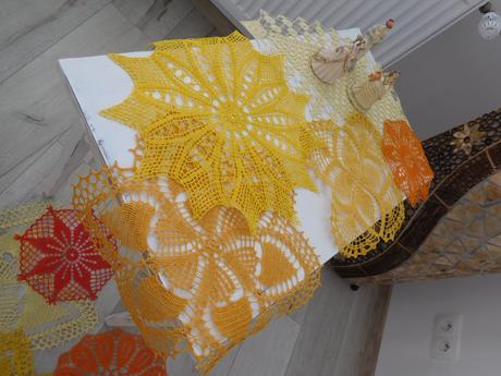 Háčkované oranžové dečky, 