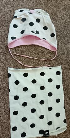 Čiapka na šnúrky s nákrčníkom, 51-52 cm, rada,74