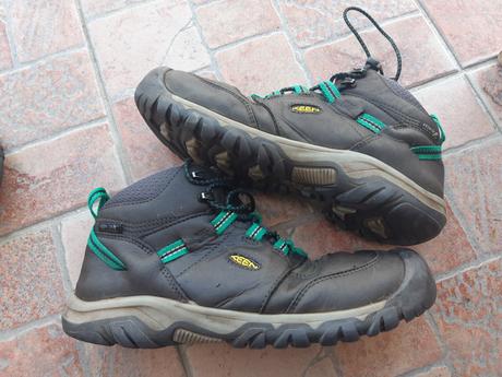 Turistická obuv, keen,37