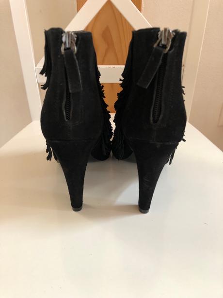 Kožené kotníky banana republic 37, 37