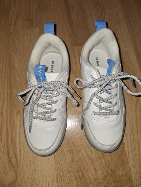 Tenisky, reserved,29