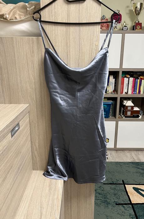 Satenove šaty, hollister,xs