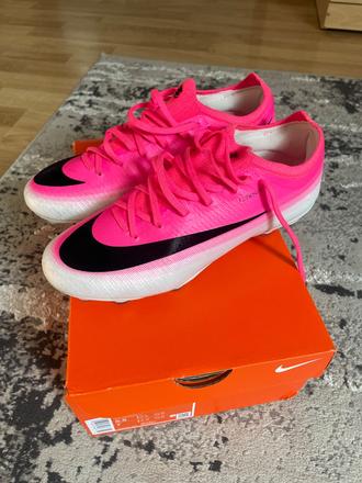 Chlapčenské kopačky, nike,38